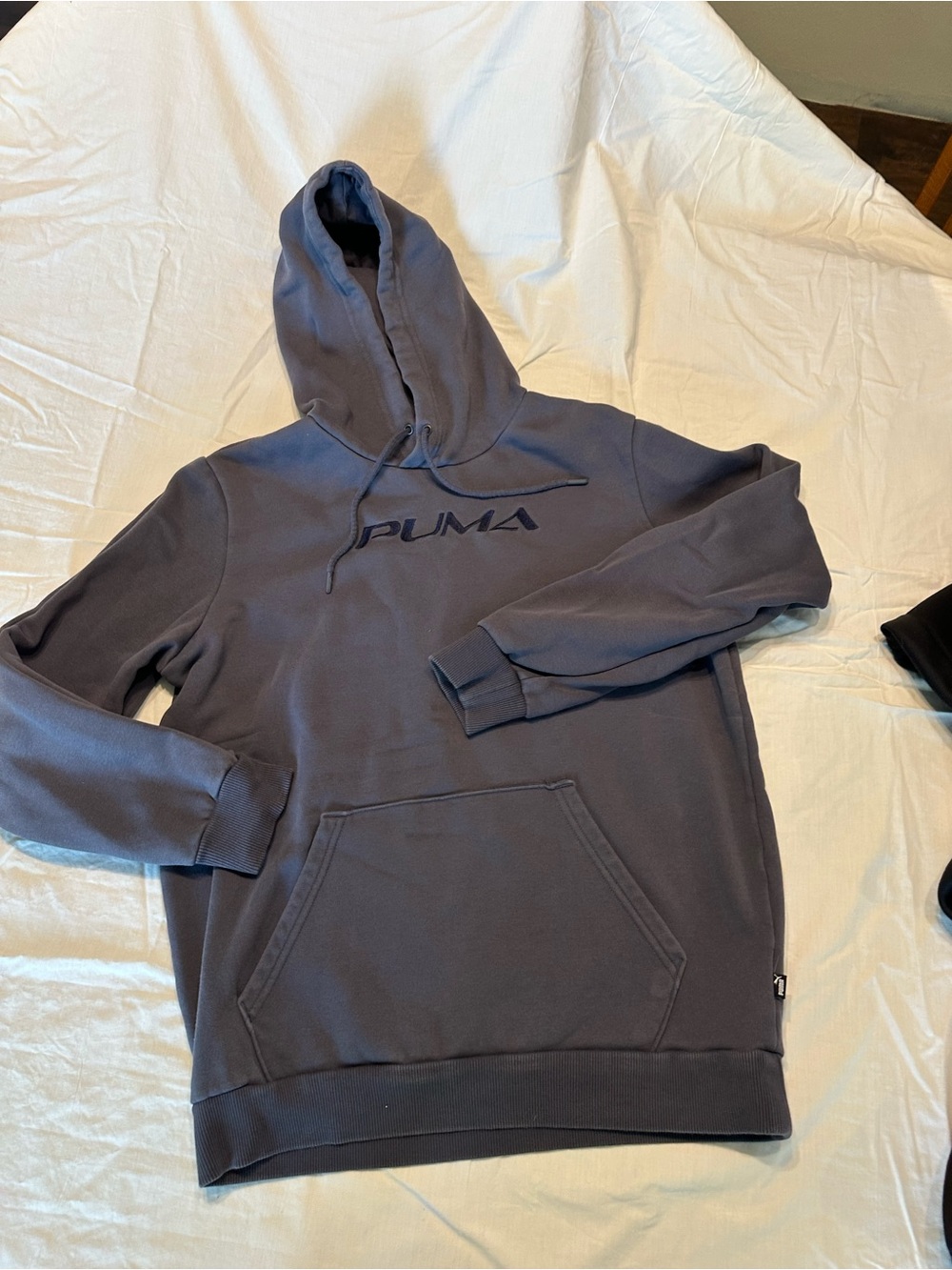 PUMA  Boy’s Hooded Sweatshirt in Charcoal
